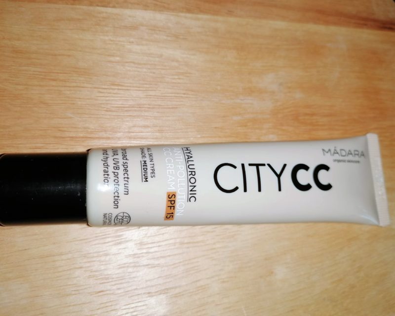 City CC Cream med solskyddsfaktor