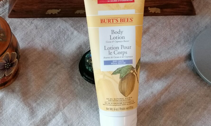 Body Lotion with & Cupuaçu Butter från Burt’s Bees
